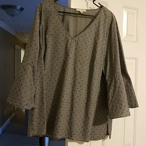 Black and white bell sleeved blouse